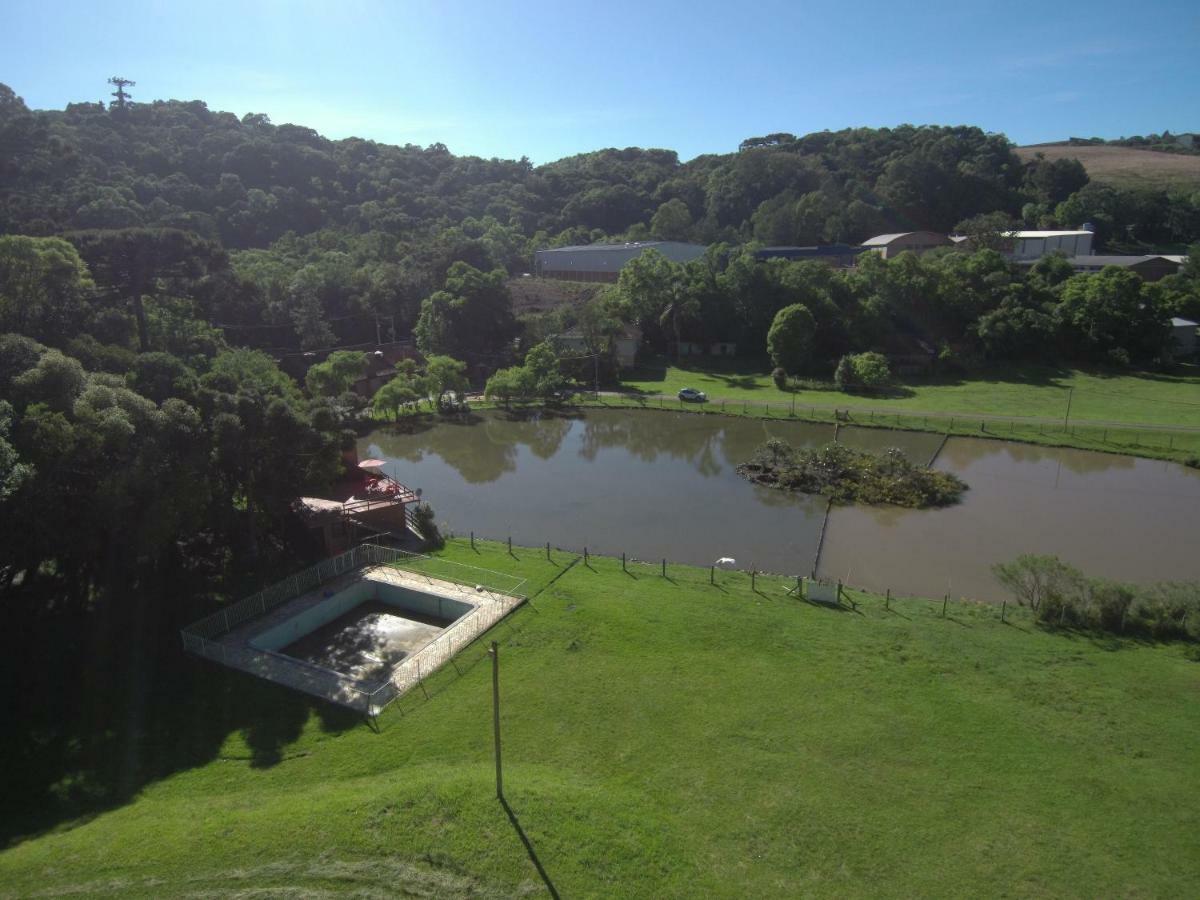 Pousada Parque Das Pitangueiras Flores da Cunha Exterior photo